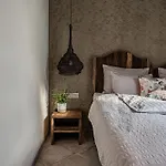 Rezidence Palava, Perná